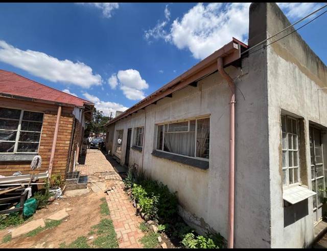 12 BEDROOM HOUSE FOR SALE IN DELVILLE